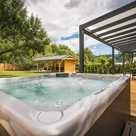 Chata Polomka s Jacuzzi - Nízke Tatry - 5 spální Brezno