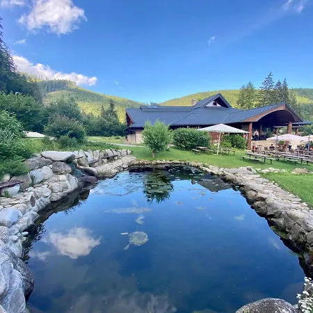 Polomka S Jacuzzi - Vidite Deti Na Dvore Z Obyvacky - Pri Potoku - Vyhlad Na Polomske Ocko וילה