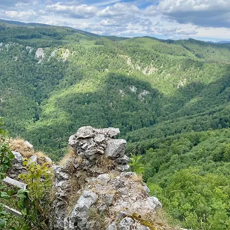 Villa Polomka S Jacuzzi - Nizke Tatry - 5 Spalni Brezno