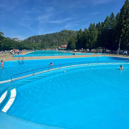 Polomka S Jacuzzi - Nizke Tatry - 5 Spalni Brezno