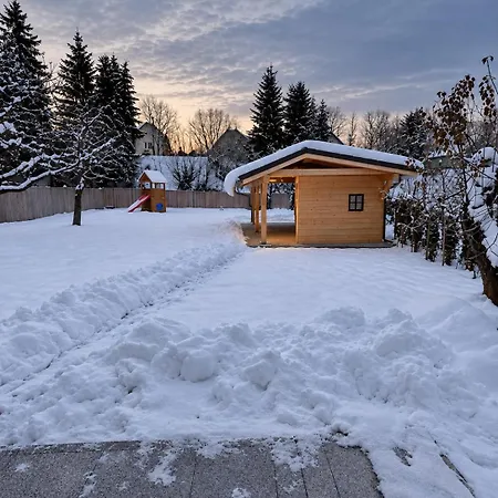Chata Polomka S Jacuzzi - Nizke Tatry - 5 Bedrooms - 5 Ski Resorts Within 30 Min * Brezno